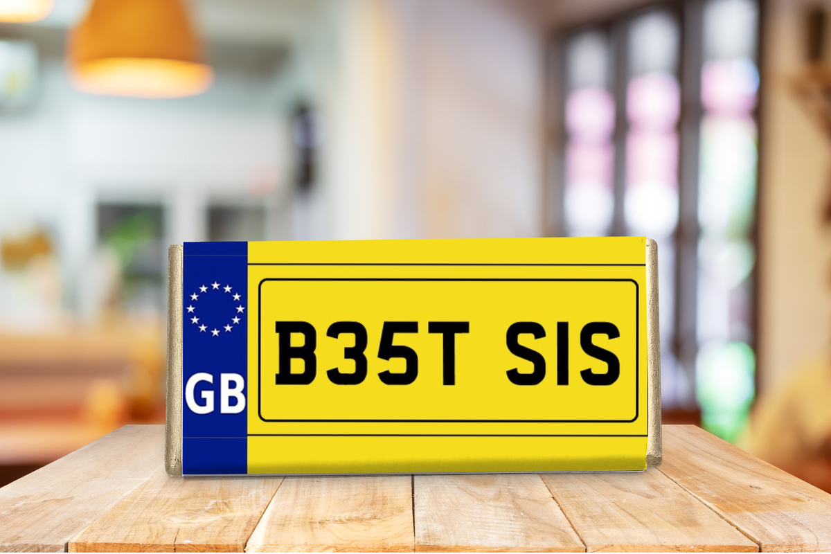 Personalised Number Plate Chocolate Bar – Female Relatives or Custom Text Gift
